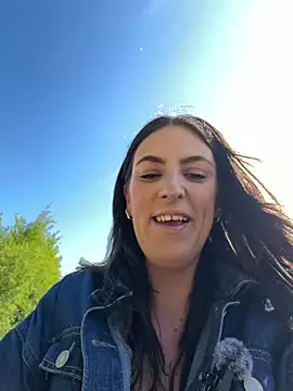 Phoenixia online show from April 24, 2026, 3:25 pm