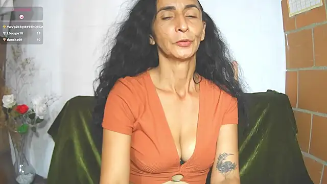 Snapshot of SamanttaLopez chatting on May 31, 2026, 6:09 pm SamanttaLopez online show from May 31, 2026, 6:09 pm