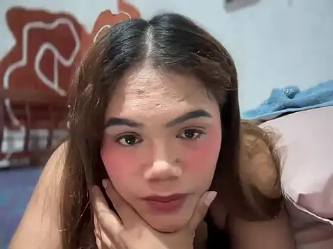 yourhotwild bella online show from April 18, 2026, 7:07 pm