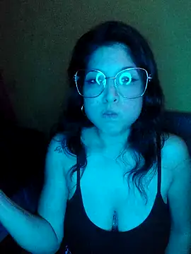 Steffanny2026 online show from April 15, 2026, 3:23 am