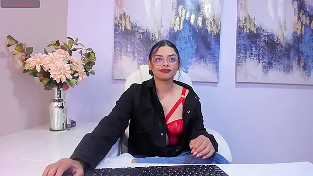 scarlett  2 online show from April 2, 2026, 2:57 pm