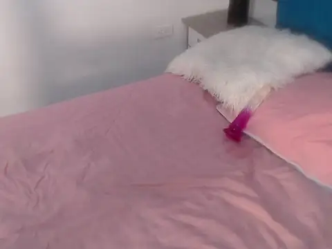 Snapshot of Nathaly_Sam chatting on April 16, 2026, 11:33 am Nathaly Sam online show from April 16, 2026, 11:33 am