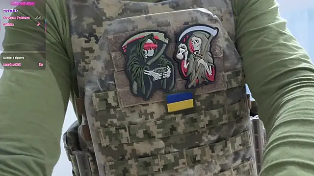 iceiceice69 online show from April 3, 2026, 8:37 pm