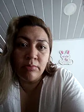 Snapshot of Amalianoir chatting on March 31, 2026, 2:52 pm Amalianoir online show from March 31, 2026, 2:52 pm