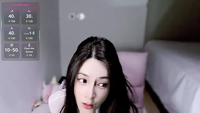 LILI7-LI online show from May 30, 2026, 4:34 pm