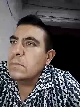 Manuel3910 online show from May 4, 2026, 6:06 am