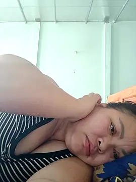 Monglan-c online show from April 3, 2026, 3:35 am