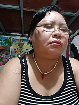 Snapshot of Monglan-c chatting on July 2, 2026, 3:23 am Monglan-c online show from July 2, 2026, 3:23 am