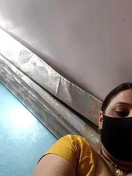 purvi46 online show from April 9, 2026, 4:24 pm