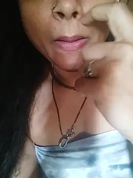 Snapshot of SweetTsAngel chatting on May 29, 2026, 9:04 am SweetTsAngel online show from May 29, 2026, 9:04 am