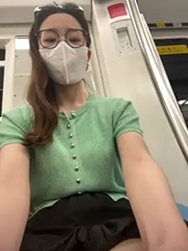Snapshot of meimeibuguai chatting on July 3, 2026, 12:00 pm meimeibuguai online show from July 3, 2026, 12:00 pm
