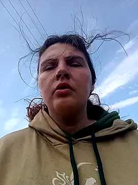 Snapshot of HettySouressx chatting on April 6, 2026, 8:59 am HettySouressx online show from April 6, 2026, 8:59 am