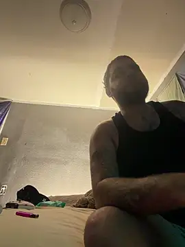 Snapshot of SHY_QUINN chatting on April 3, 2026, 12:39 am SHY QUINN online show from April 3, 2026, 12:39 am