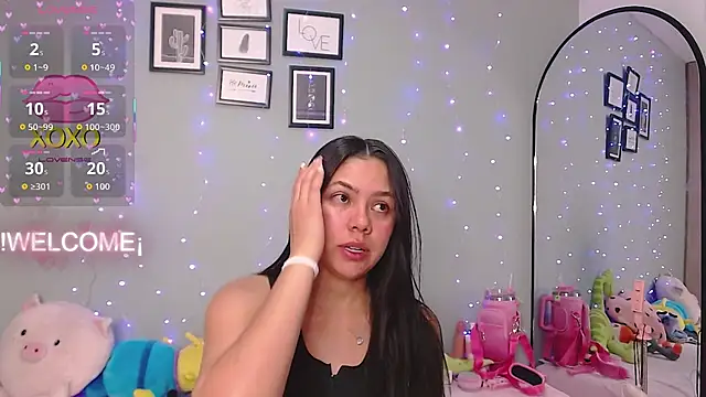 Snapshot of MissDulceRose chatting on May 5, 2026, 3:31 am MissDulceRose online show from May 5, 2026, 3:31 am