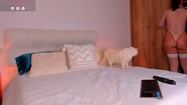 abigail 01 online show from April 6, 2026, 4:46 am