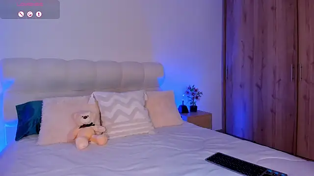 abigail 01 online show from April 6, 2026, 12:17 am