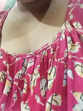 Snapshot of itz-liliroy chatting on April 4, 2026, 2:23 pm itz-liliroy online show from April 4, 2026, 2:23 pm