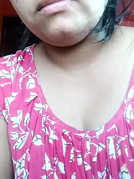 Snapshot of itz-liliroy chatting on April 4, 2026, 1:45 am itz-liliroy online show from April 4, 2026, 1:45 am