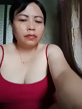Snapshot of -Hami- chatting on June 7, 2026, 2:28 am -Hami- online show from June 7, 2026, 2:28 am