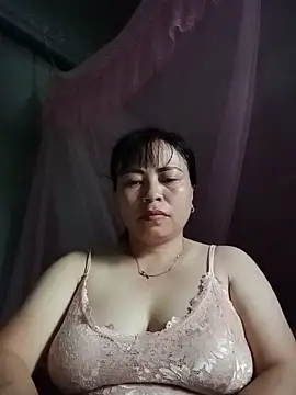 Snapshot of -Hami- chatting on June 3, 2026, 12:33 am -Hami- online show from June 3, 2026, 12:33 am