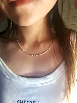 Snapshot of -Cidy- chatting on April 5, 2026, 2:35 pm -Cidy- online show from April 5, 2026, 2:35 pm