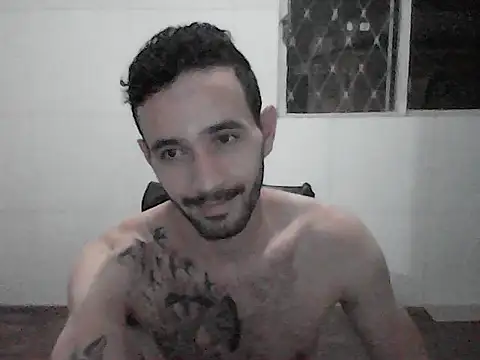 NoxxVx online show from April 13, 2026, 1:09 am