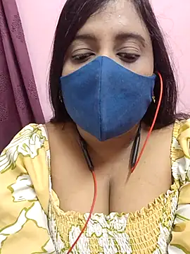 Tami-sonia online show from April 12, 2026, 6:33 pm