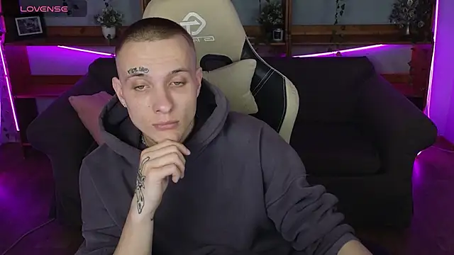 Dreamkai online show from April 15, 2026, 8:31 am