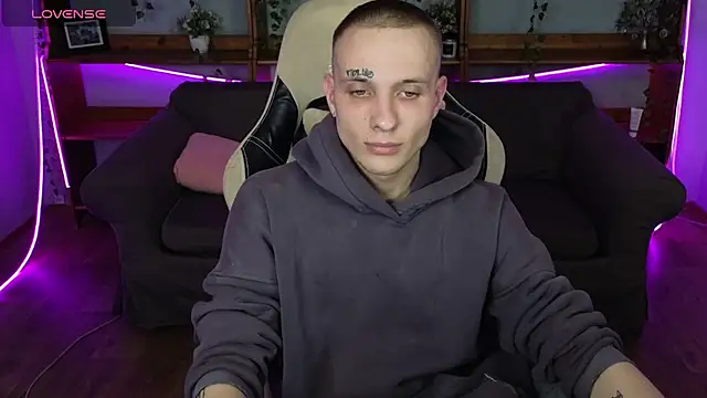 Dreamkai online show from April 17, 2026, 3:59 pm