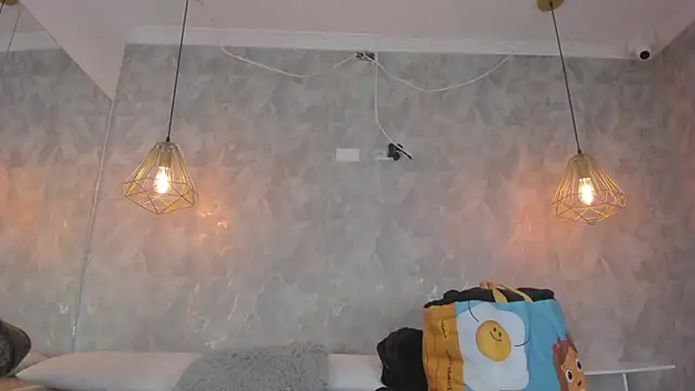 jazlin angels3 online show from April 13, 2026, 5:22 am