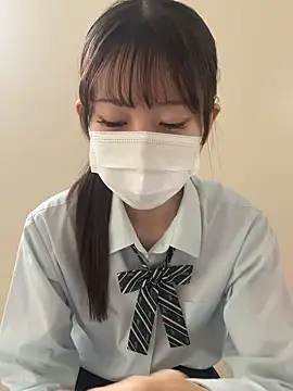 yuki2210 online show from April 6, 2026, 7:31 am