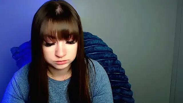 Tiffani Angel online show from April 6, 2026, 5:41 am