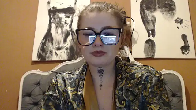 deadlyXxPoison online show from April 20, 2026, 8:54 pm