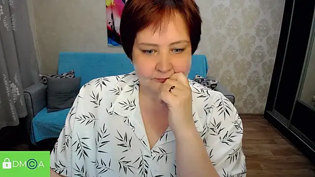 QUEEN02030 online show from April 4, 2026, 3:07 pm