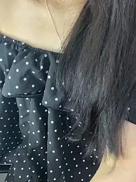 Annie nii online show from April 19, 2026, 12:00 am