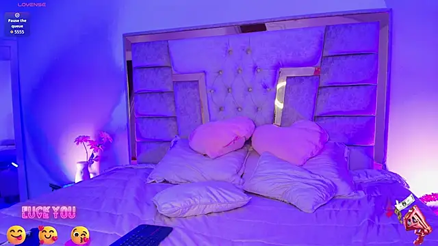 Aaliyah Miller online show from April 5, 2026, 12:39 am