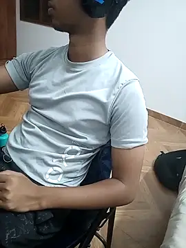 Snapshot of letsplaygame chatting on April 11, 2026, 1:48 pm letsplaygame online show from April 11, 2026, 1:48 pm