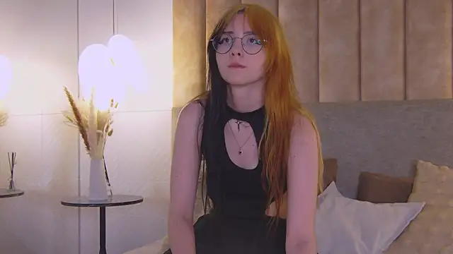AmyRivers online show from July 31, 2026, 8:39 pm