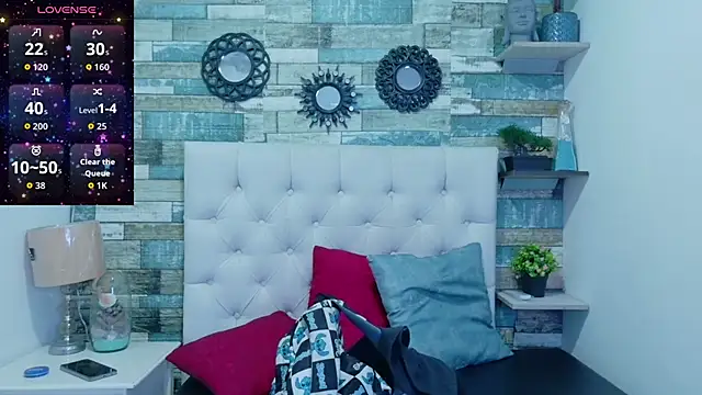 Snapshot of Skylernaomi chatting on April 8, 2026, 1:01 pm Skylernaomi online show from April 8, 2026, 1:01 pm