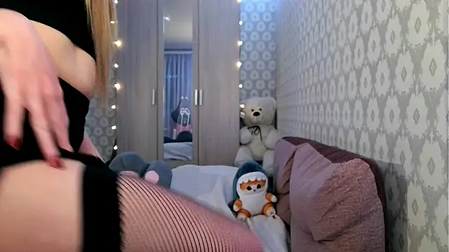 Snapshot of sexyamelia_meow chatting on April 28, 2026, 8:57 pm sexyamelia meow online show from April 28, 2026, 8:57 pm