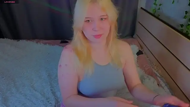 unburnedgirl online show from July 21, 2026, 3:46 pm
