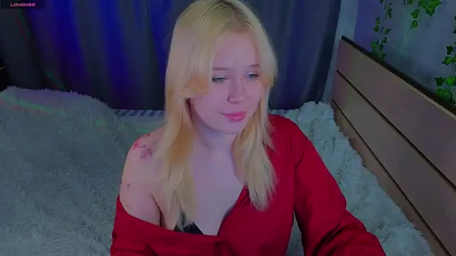 unburnedgirl online show from July 16, 2026, 3:20 pm