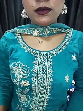 Snapshot of Piyu_x chatting on May 3, 2026, 5:38 pm Piyu x online show from May 3, 2026, 5:38 pm