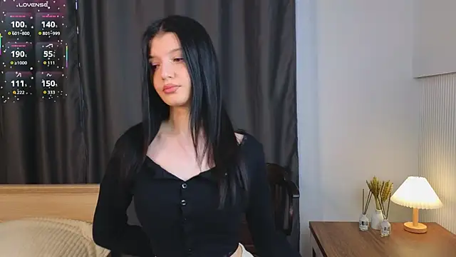 JazminLantey online show from April 11, 2026, 1:13 am