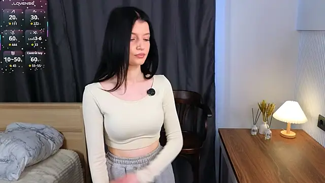 JazminLantey online show from April 6, 2026, 4:46 am