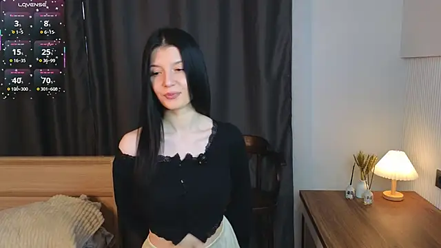 JazminLantey online show from April 12, 2026, 1:09 am