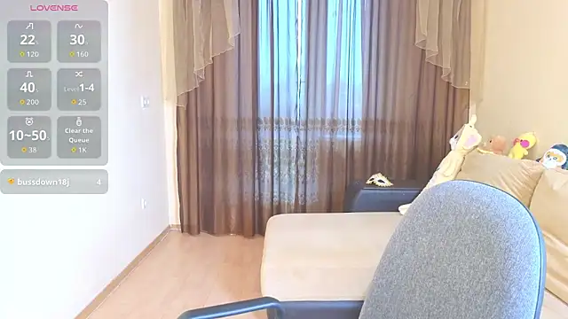 Milane Milky online show from April 9, 2026, 5:09 am