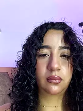 Snapshot of bella_swwan_ chatting on April 30, 2026, 1:29 pm bella swwan online show from April 30, 2026, 1:29 pm