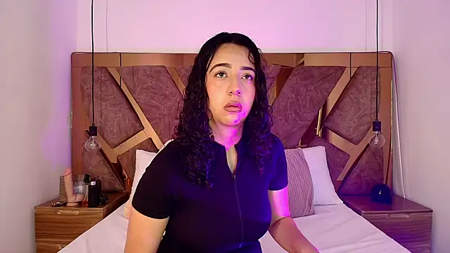 Snapshot of bella_swwan_ chatting on May 26, 2026, 1:09 pm bella swwan online show from May 26, 2026, 1:09 pm