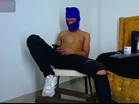 big cock2016 online show from April 2, 2026, 8:59 pm